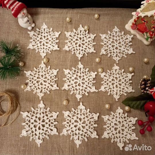 Снежинки вязаные, новогодний декор