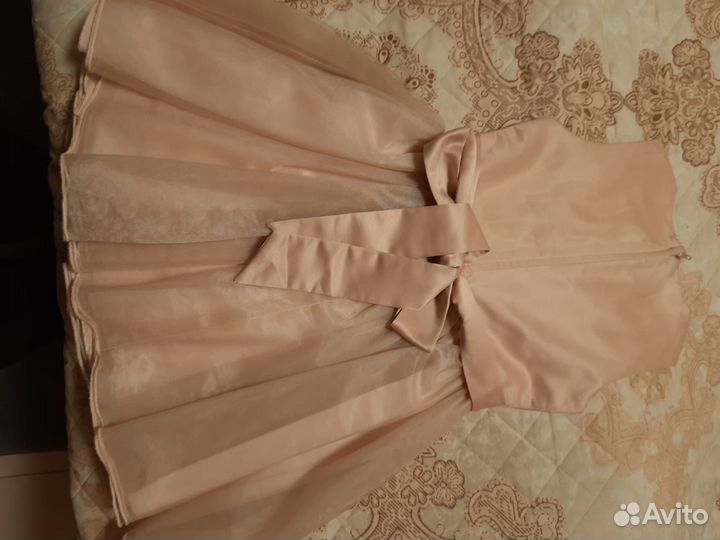 Нарядное платье для девочки