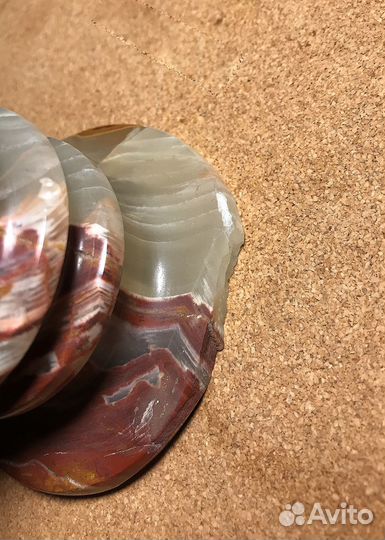 Ваза из оникса, высота 20 см