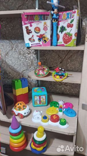 Развивающие игрушки в отличном состоянии