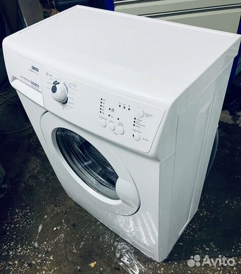 Стиральная машина Zanussi ZWO 683 V