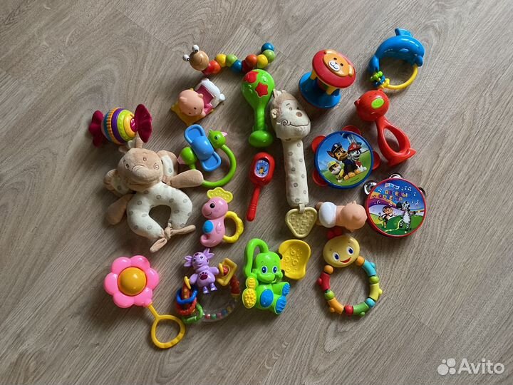 Игрушки погремушки