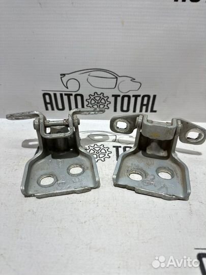 Петли двери задние левые Renault Logan K7J710 2008