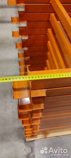 Поперечные балки для паллетных стеллажей