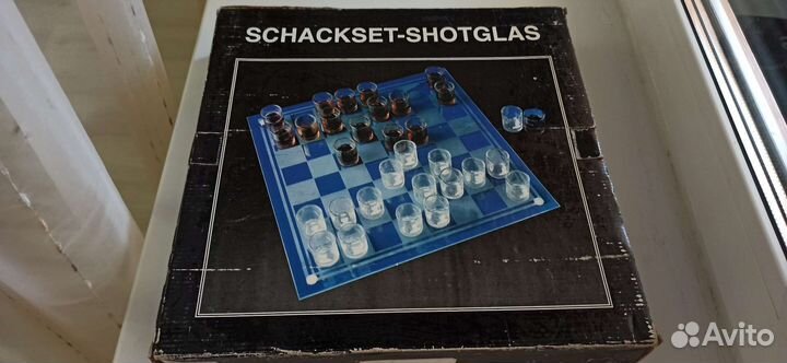 Шахматы рюмки