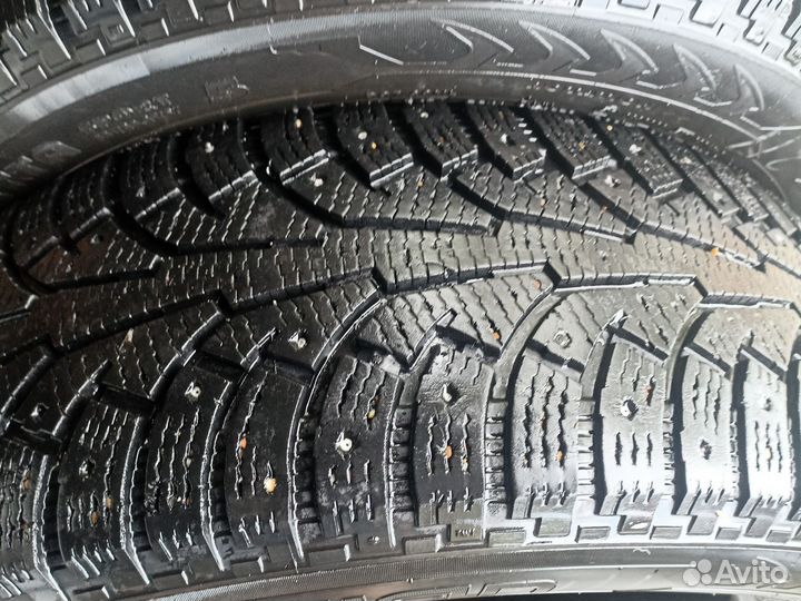 Nokian Tyres Hakkapeliitta 5 2.25/60 R18 107T
