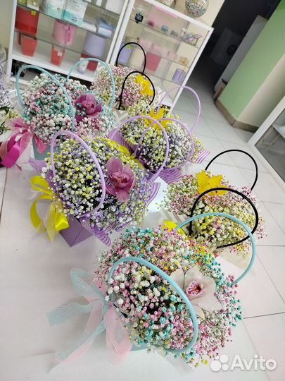 Гипсофила. Орхидея. Букеты и композиции