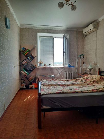 2-к. квартира, 48 м², 9/10 эт.