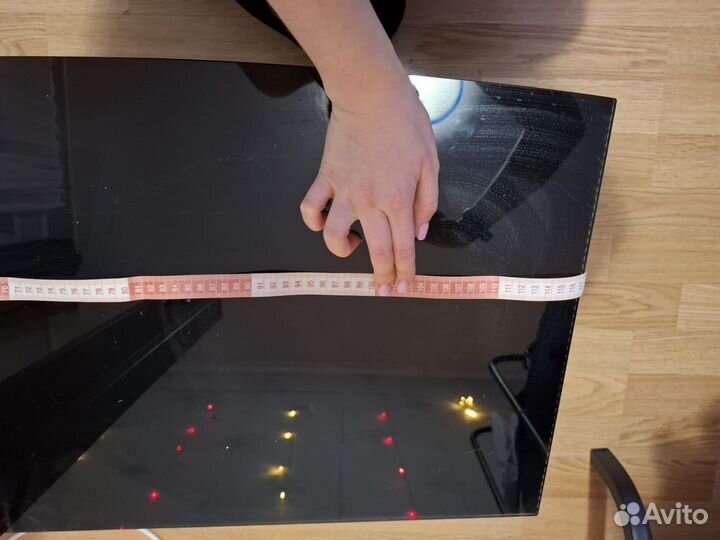 Подставка под телевизор стеклянная