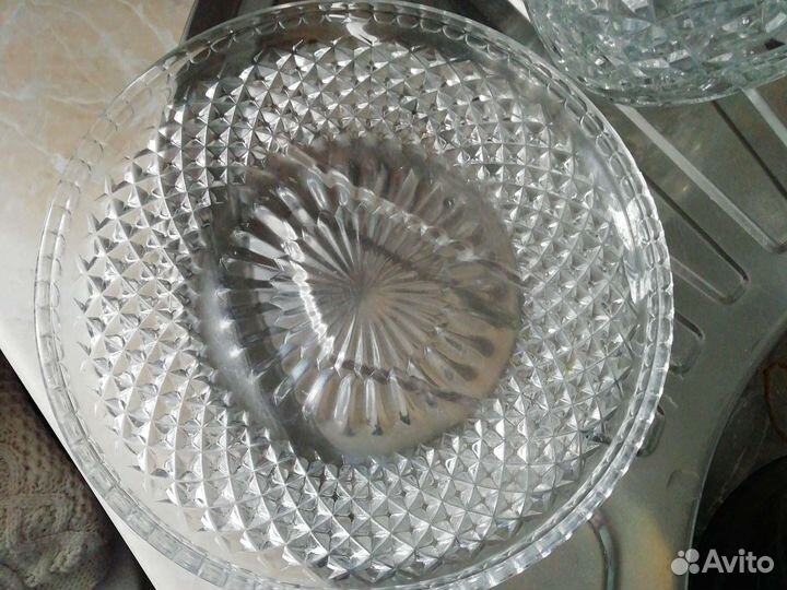 Хрустальная ваза