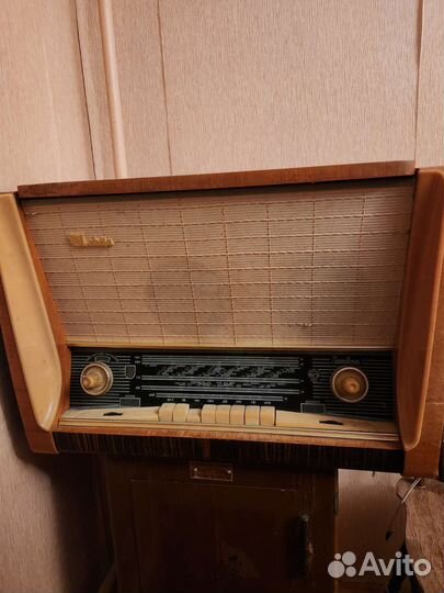 Радиола Латвия, СССР, работает