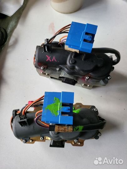 Замок багажника Додж Караван Вояджер