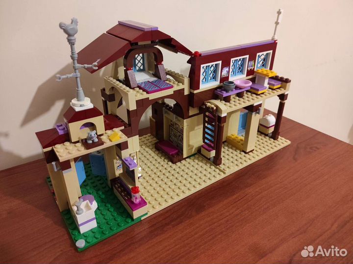 Lego Friends. Клуб верховой езды 41126