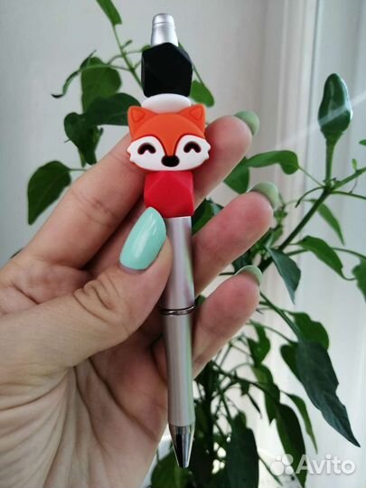 Ручка шариковая с бусинками
