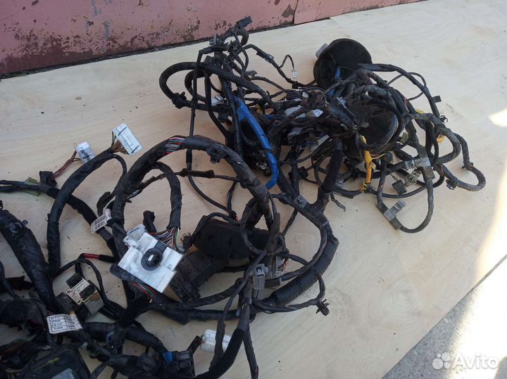 Проводка под торпедная салонная рио 3,RIO 3 2012г