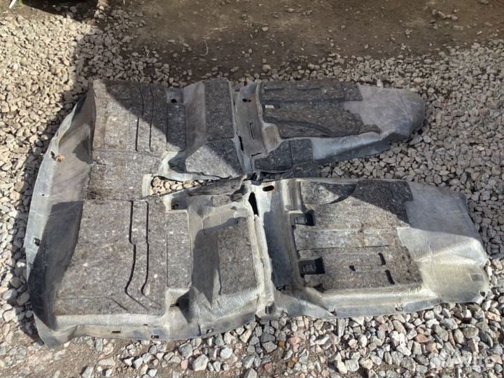 Покрытие напольное (ковролин) Hyundai Solaris 2013