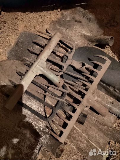 Вилы лопаты