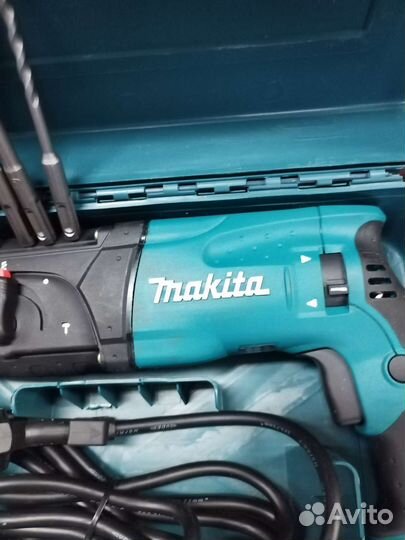 Перфоратор Сетевой makita новый 2470