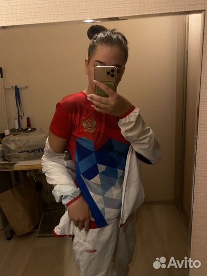 Косютм Forward