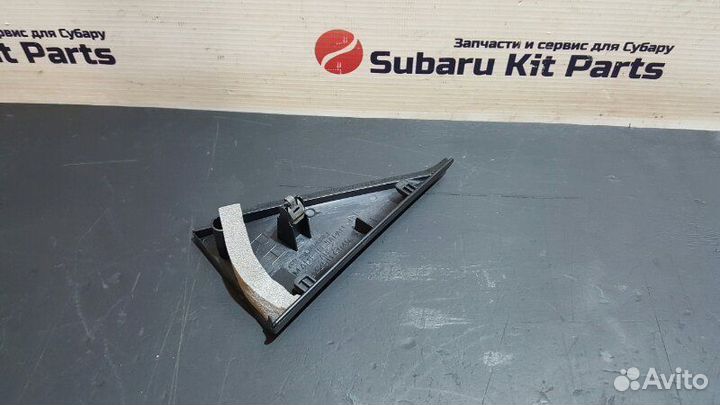 Накладка двери задняя правая Subaru Impreza Wrx