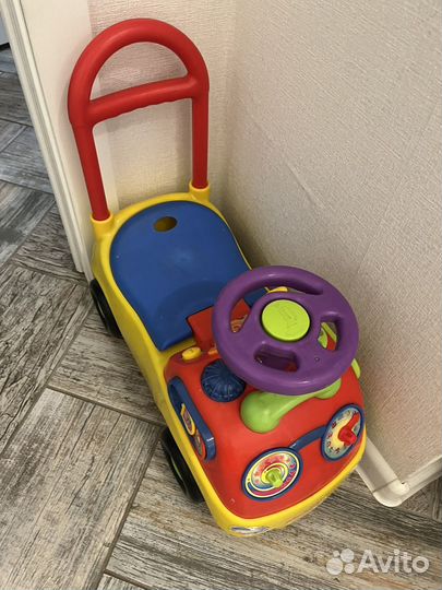 Машинка толокар