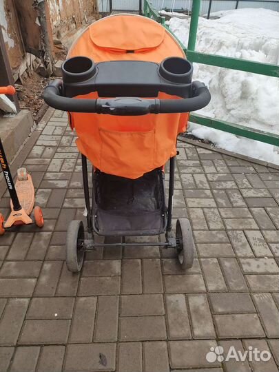 Прогулочная коляска бу