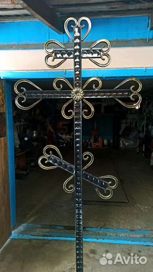 Кресты, лавочки, столики ритуальные