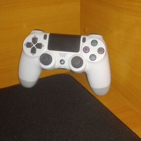 Dualshock 4 v2 белый и чёрный