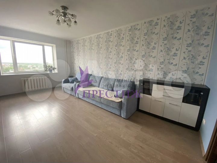 2-к. квартира, 77 м², 8/17 эт.