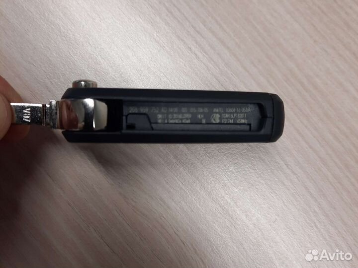 Ключ зажигания фольксваген поло 2020 год