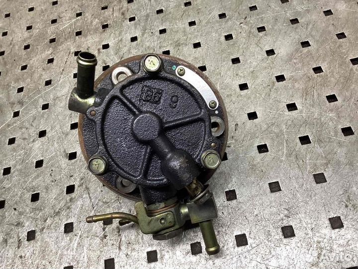 Насос вакуумный Nissan Primera