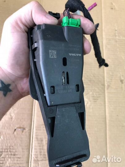 Камера распознавания знаков Volvo V40