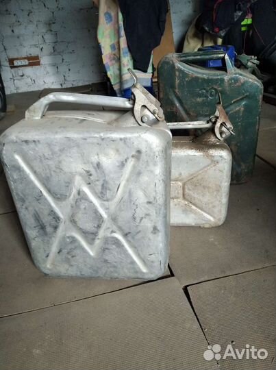 Алюминиевая канистра 20л