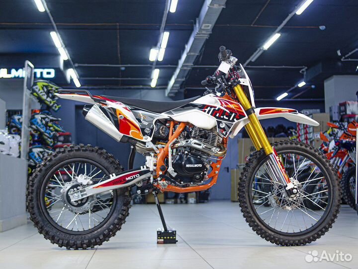 Мотоцикл Regulmoto Athlete 250 21/18