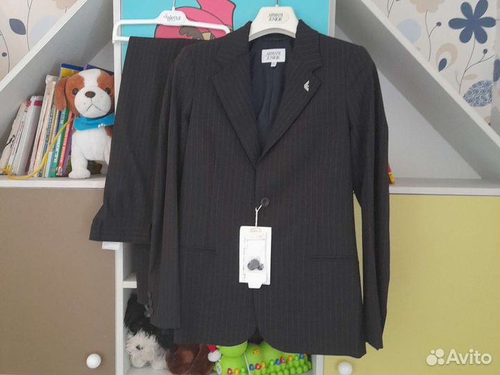 Костюм Armani, р.13 лет(160см), новый