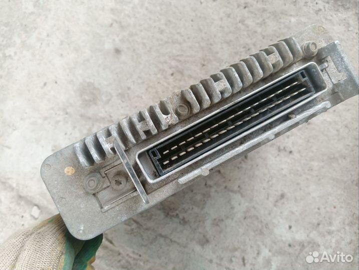 Эбу блок управления двигателем peugeot 605 2.0