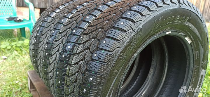 Viatti Brina Nordico V-522 175/65 R14 82T