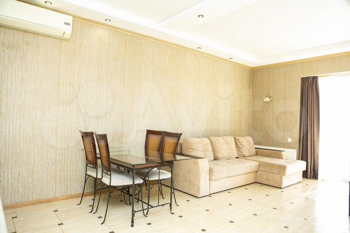 2-к. квартира, 68 м², 4/22 эт.