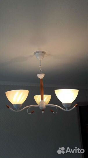 Люстра потолочная новая