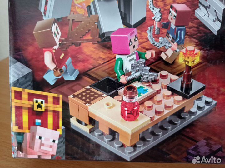Конструктор Майнкрафт Bela 