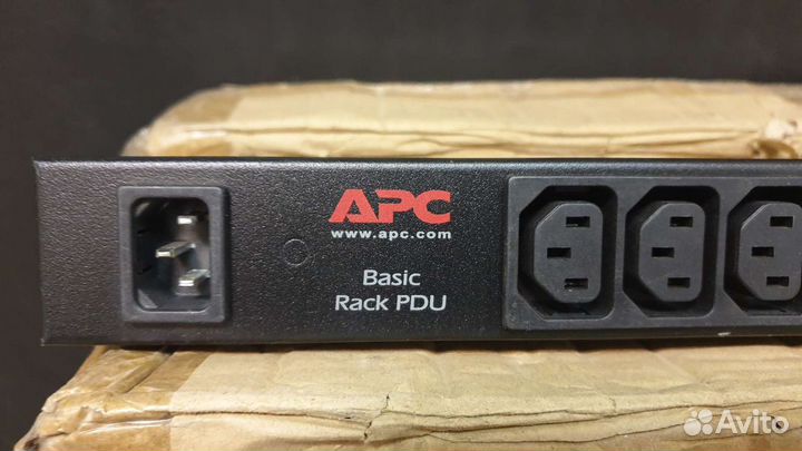 Блок распределения питания APC AP9568