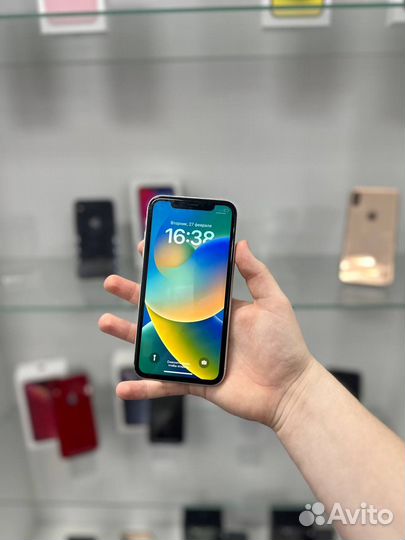 iPhone Xr, 128 ГБ