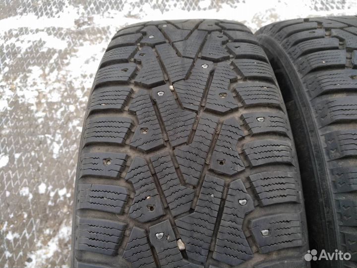 Pirelli Ice Zero 215/65 R17 103T