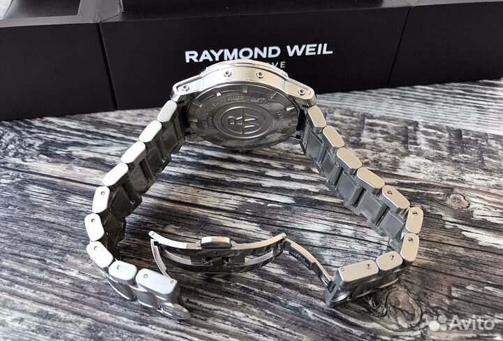 Часы Raymond Weil Nabucco GMT 44mm