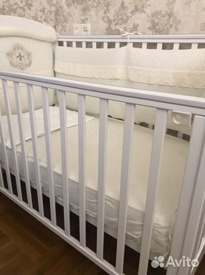 Комплект из 6 предметов в детскую кроватку