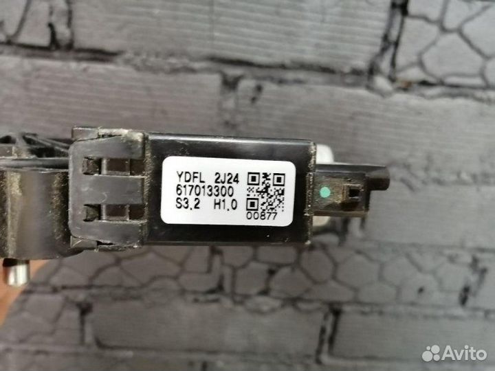 Мотор стеклоподъемника передний левый Kia Cerato