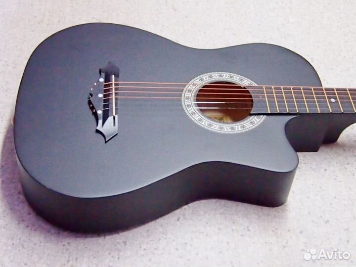 Гитара акустическая черная