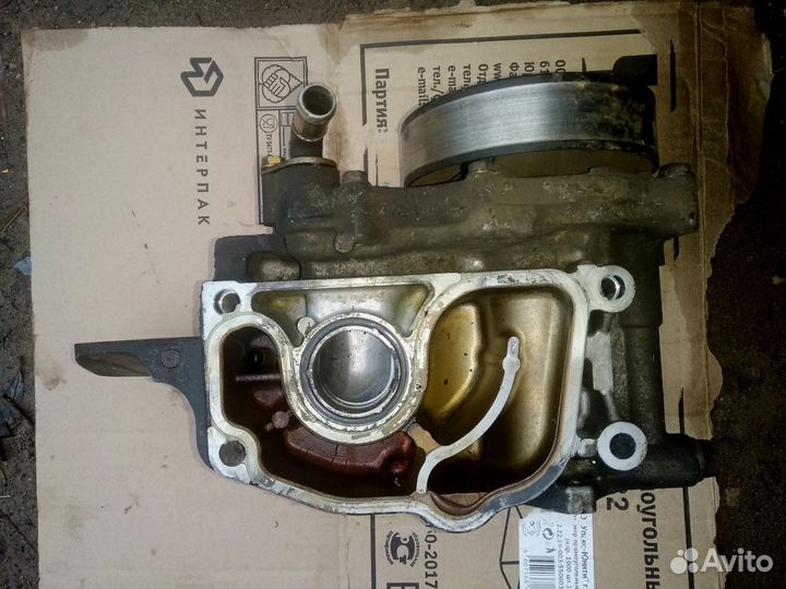 Помпа двигателя Honda Civic ep3 Type-R K20A2