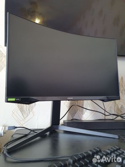 Монитор samsung odyssey g7
