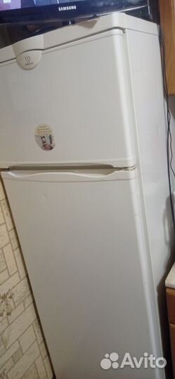 Холодильник indesit бу москва